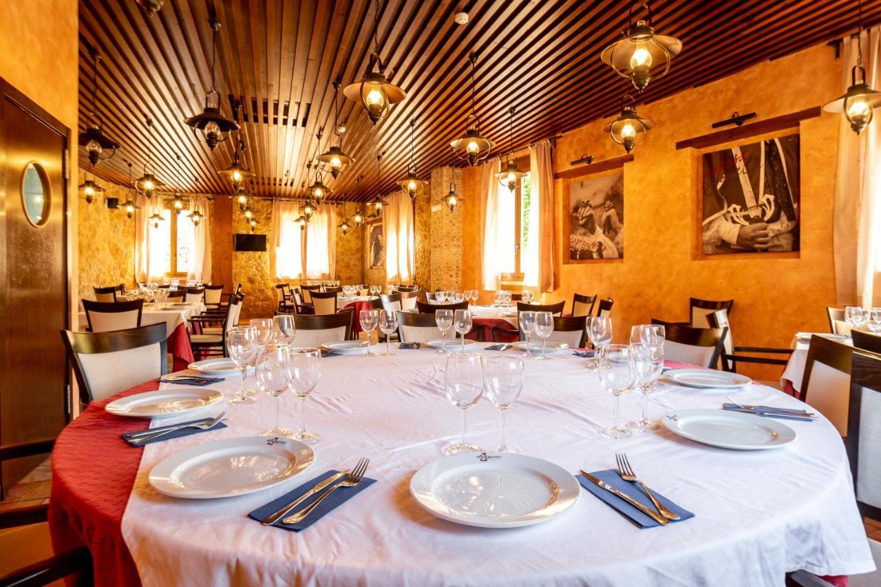 Hostal El Guerrer Todolella ภายนอก รูปภาพ