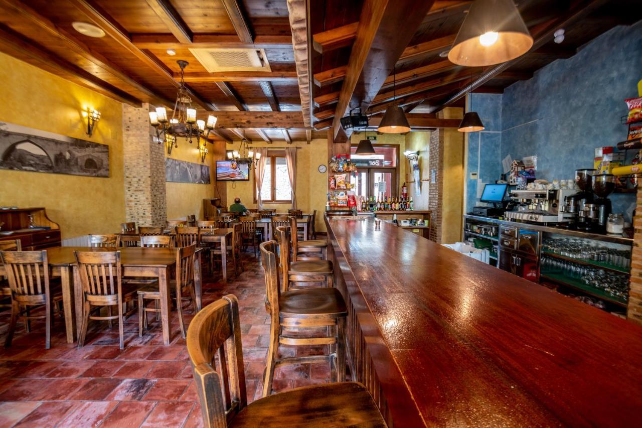 Hostal El Guerrer Todolella ภายนอก รูปภาพ