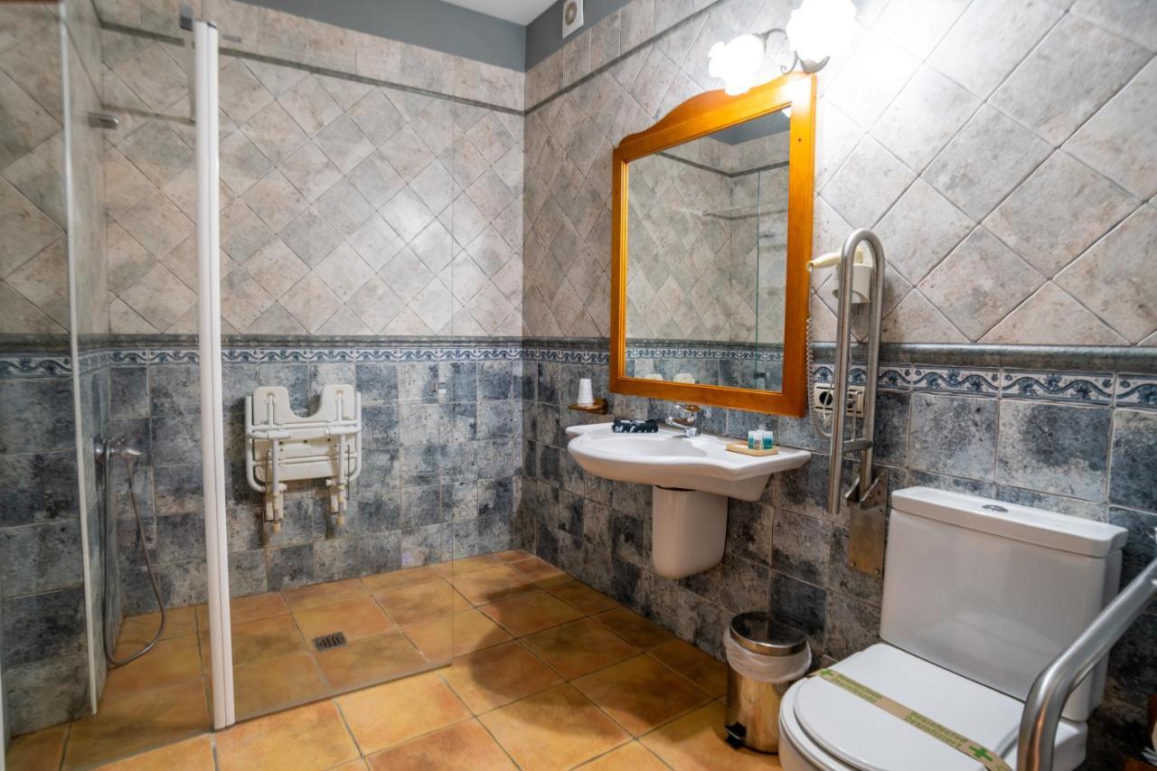 Hostal El Guerrer Todolella ภายนอก รูปภาพ