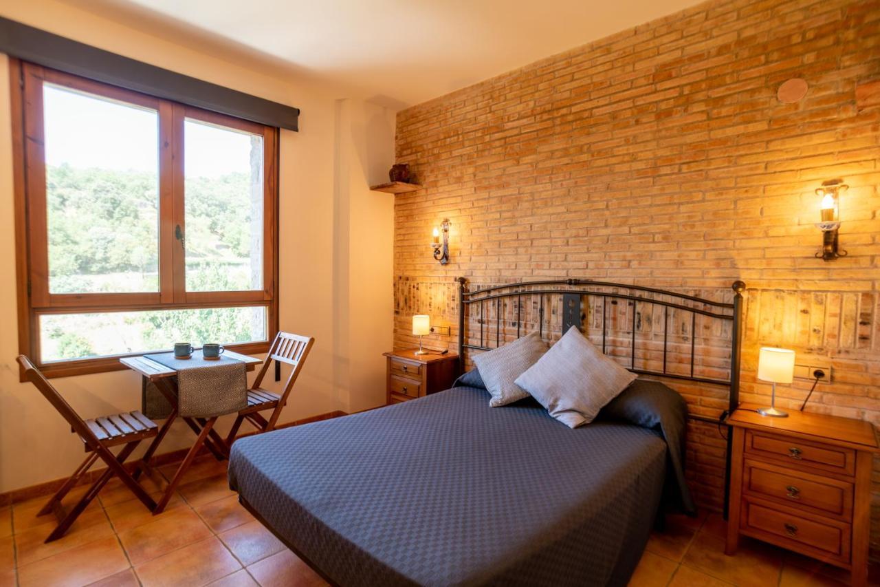 Hostal El Guerrer Todolella ภายนอก รูปภาพ