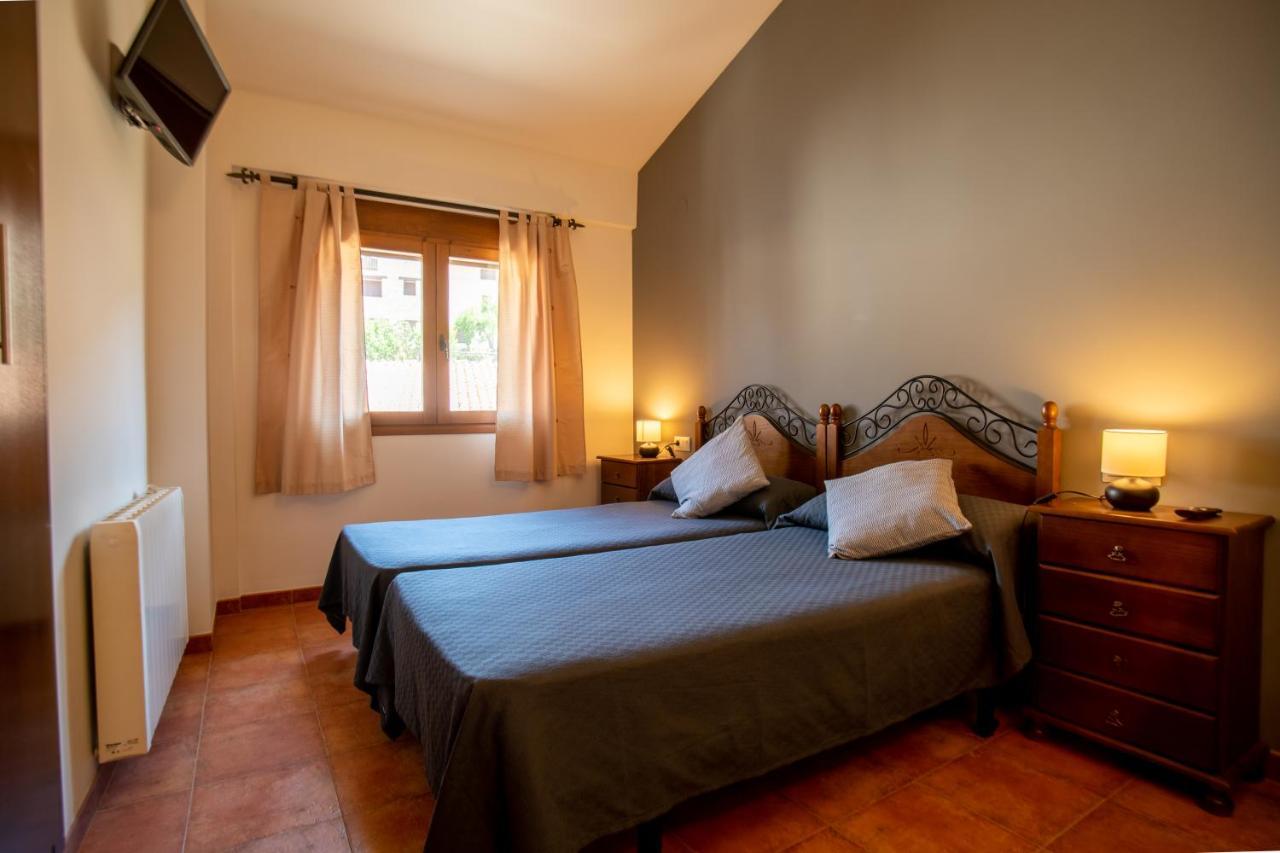 Hostal El Guerrer Todolella ภายนอก รูปภาพ